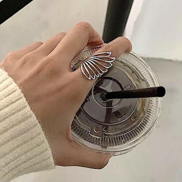 STERLING SILVER ANGEL WING N HOLLO OUT BUTTERFLY RING SET - Picture 6 of 7